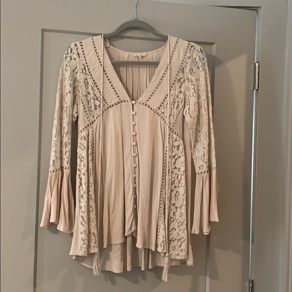 Flowing Lacy Blouse - Picture 1 of 3